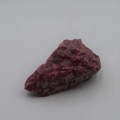 Rhodonite 104,4g raw mineral Brazil