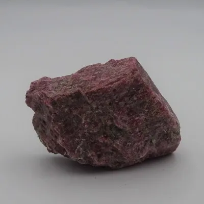 Rhodonite 105,5g raw mineral Brazil