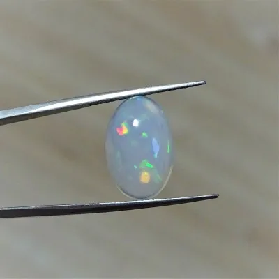 Opál kabošon 8,59ct Etiopie