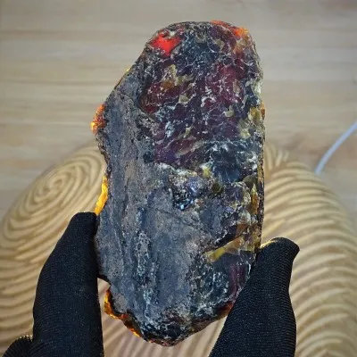 Jantar přírodní 82,2g Mexiko