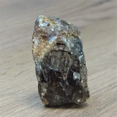 Zirkon surový 69,4g Kambodža