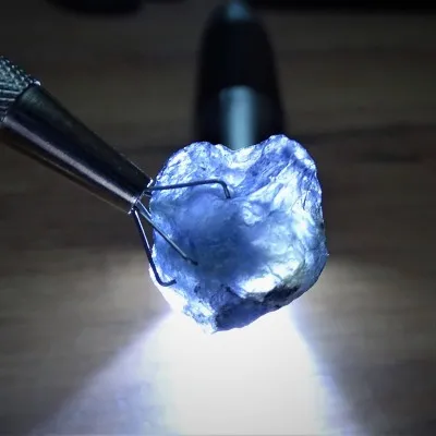 Iolit/Cordierit 100g výhodné balení 19 kusů, Tanzánie