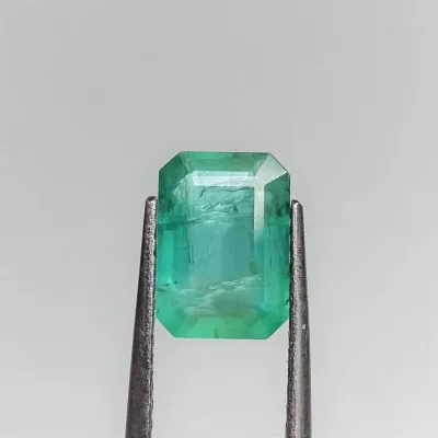 Natural cut emerald 2,54 ct, Zambia