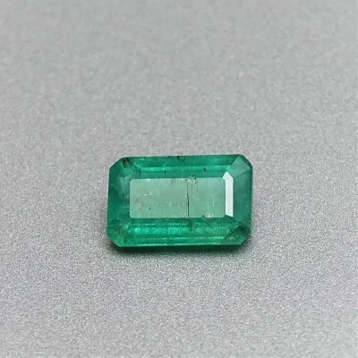 Natural cut emerald 2,78 ct, Zambia