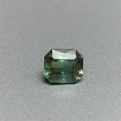 Alexandrite - 2,33 ct Sri Lanka CGL certificate member of the GIA Association