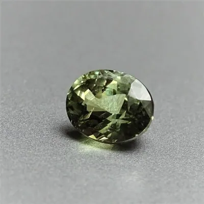 Alexandrite - 2,40 ct Sri Lanka CGL certificate member of the GIA Association