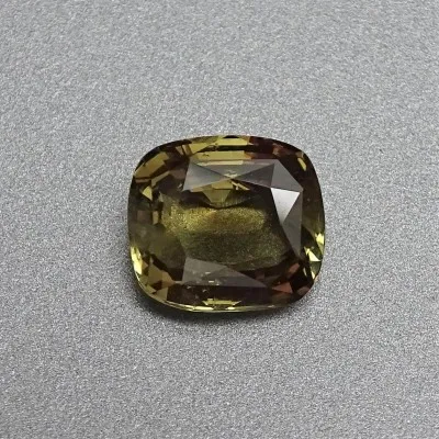 Alexandrite - 3,05 ct Sri Lanka CGL certificate member of the GIA Association