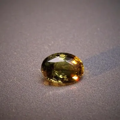 Alexandrite - 1,20 ct Sri Lanka CGL certificate member of the GIA Association