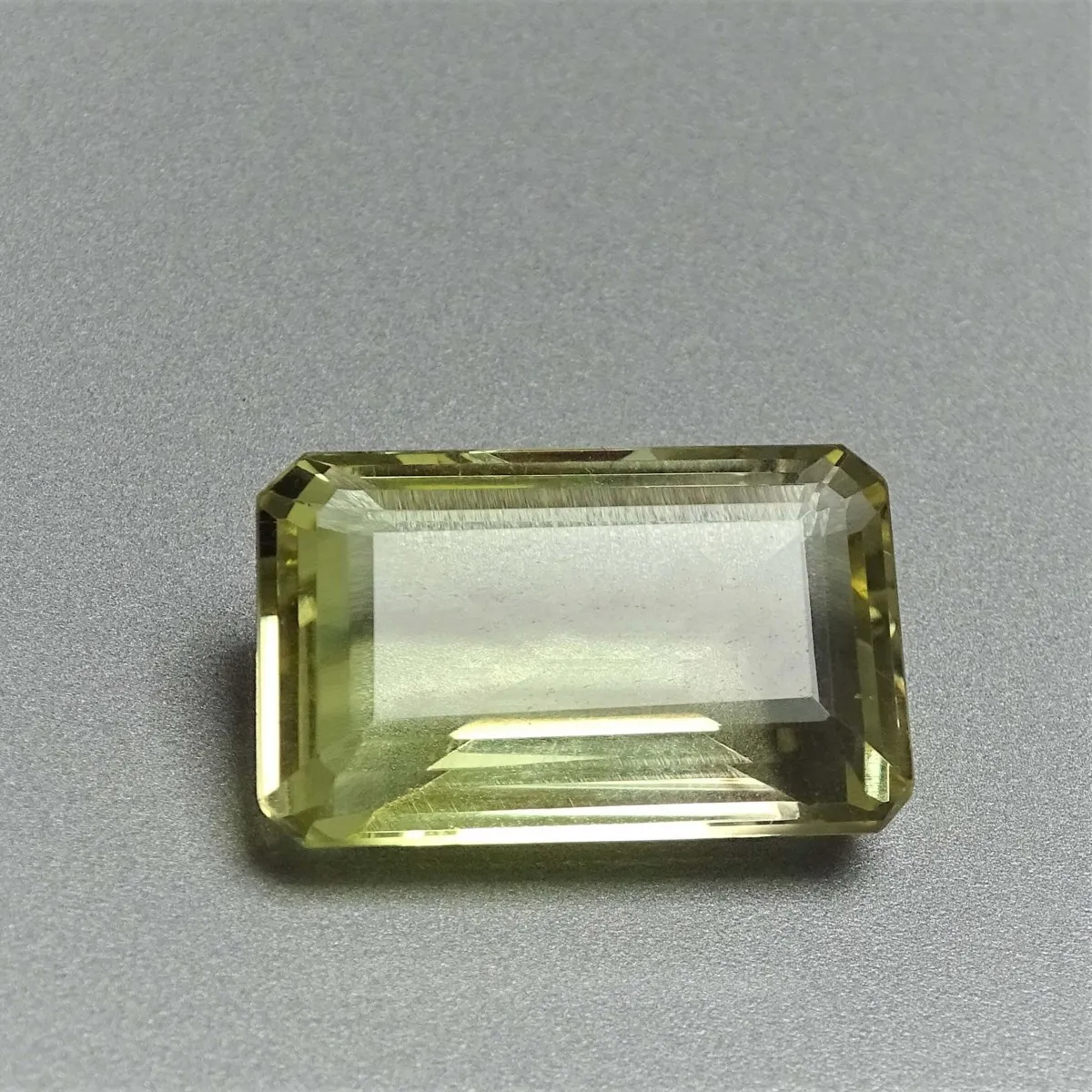 Citrín broušený 33,29 ct, Srí Lanka
