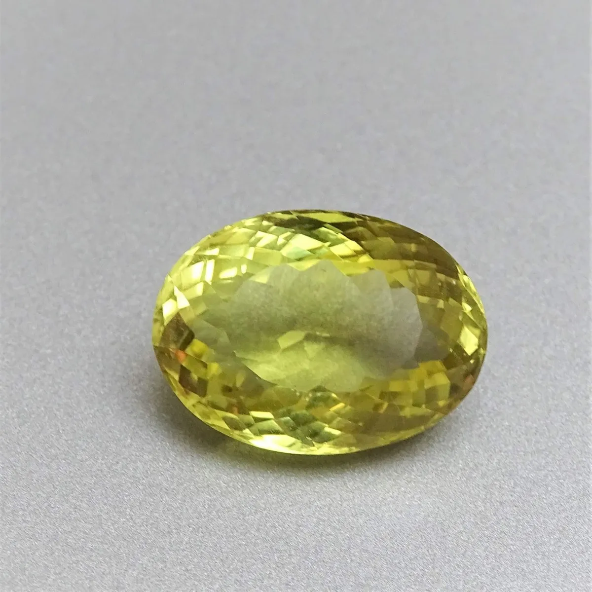 Citrine cut 16,29 ct, Sri Lanka