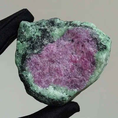 Ruby in zoisite 184g, Tanzania top quality