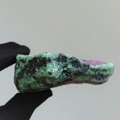 Ruby in zoisite 184g, Tanzania top quality