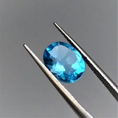 Topaz blue 3,30 ct, Sri Lanka