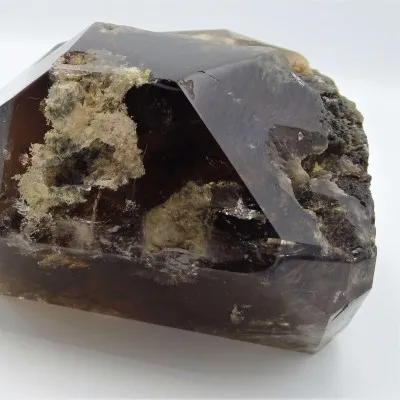 Záhněda 1364g,  Brazílie
