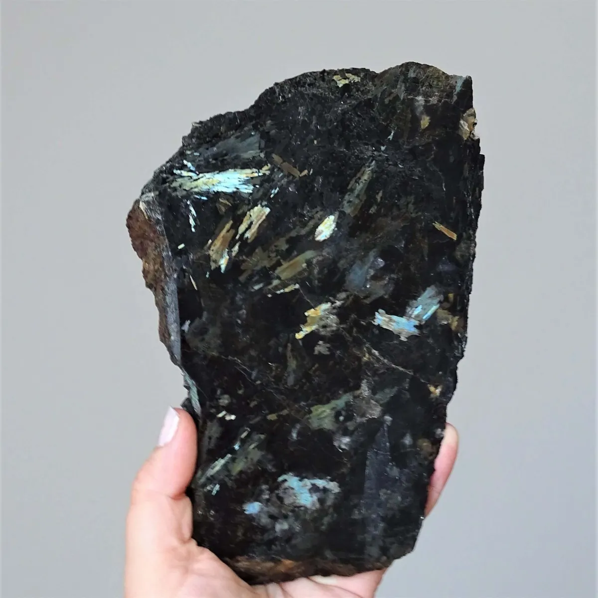 Nuummite polished plate 693g, Greenland, unique rare collection piece