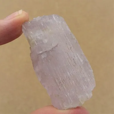 Kunzite 27,4g, Afghanistan