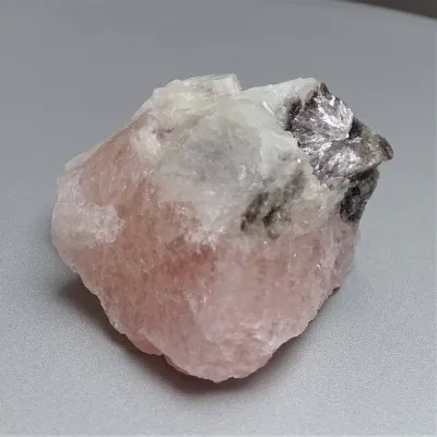 Morganite natural crystal 109,8g, Brazil