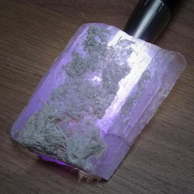 Kunzit 345g, Afghanistan