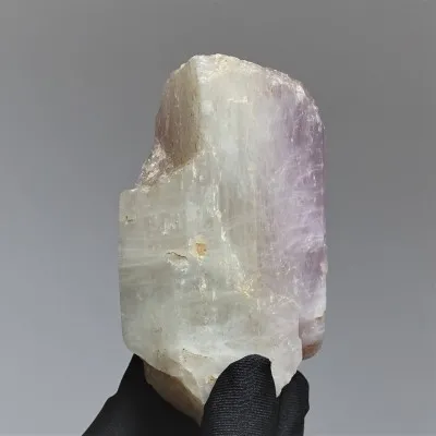Kunzit 424g, Afganistán