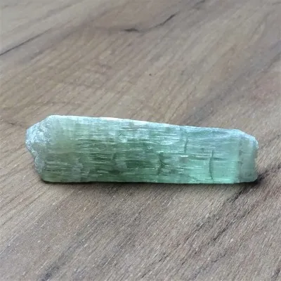 Hiddenit přírodní krystal 155,6g, Afganistán