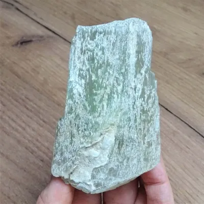 Hiddenite 155,6g, Afghanistan