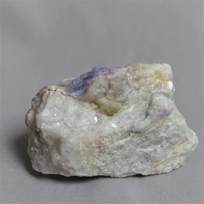 Hackmanite raw mineral 438g, Afghanistan