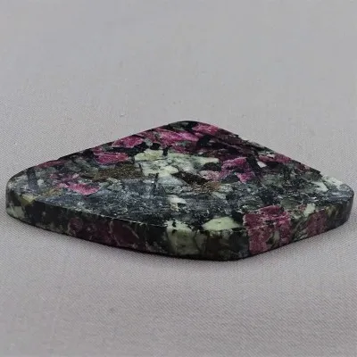 Eudialyte polished plate 58,3g, Russia