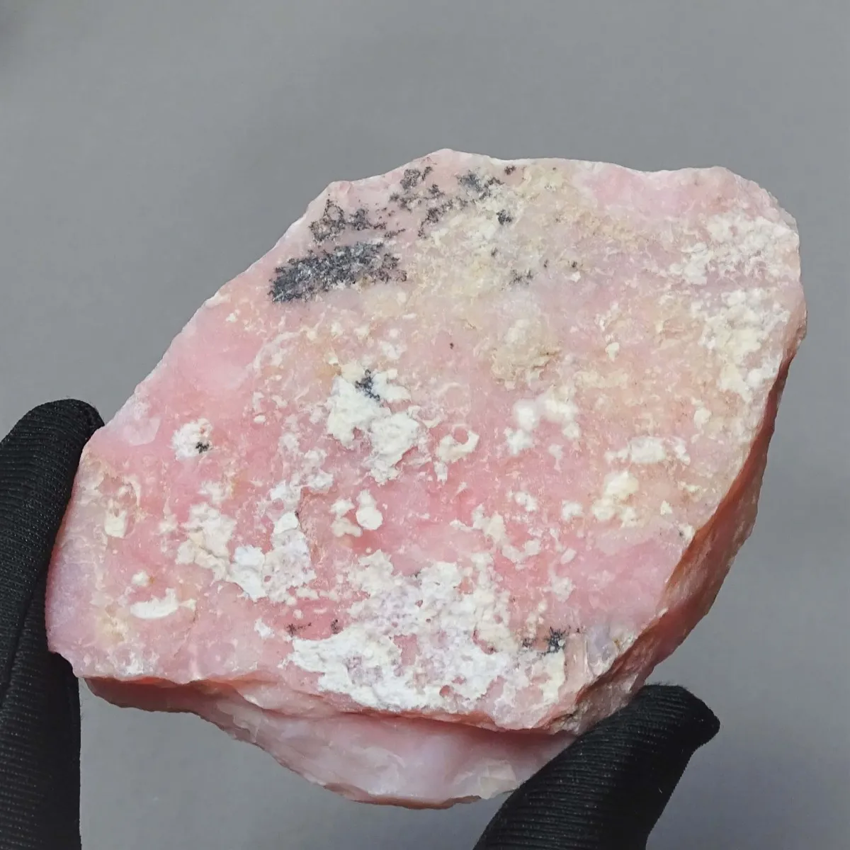 Andean Pink Opal 125,2g, Peru