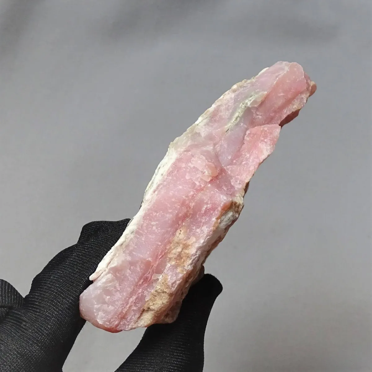 Andean Pink Opal 159,4g, Peru