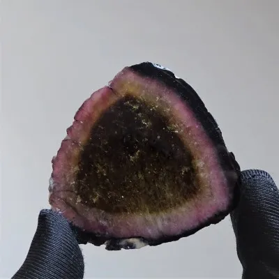 Tourmaline natural plate 17,1g, Brazil