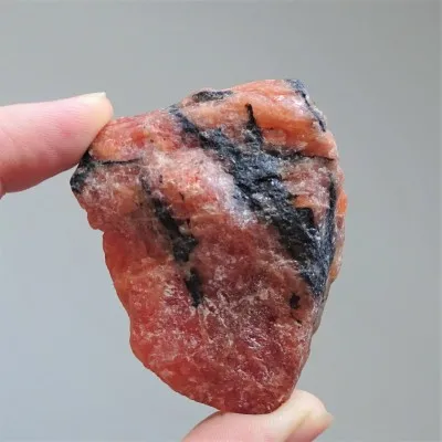 Triplite-Rohmineral 159,3g, Pakistan