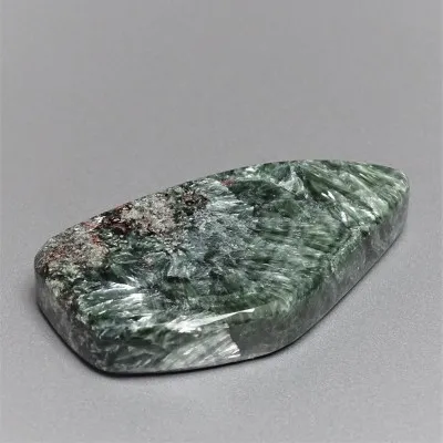 Serafinite polished plate 46,8g, Russia