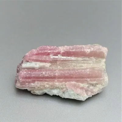 Rubelite/red tourmaline 89,6g, Brazil