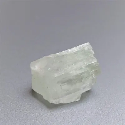 Natürlicher Hiddenit-Kristall 13g, Afghanistan