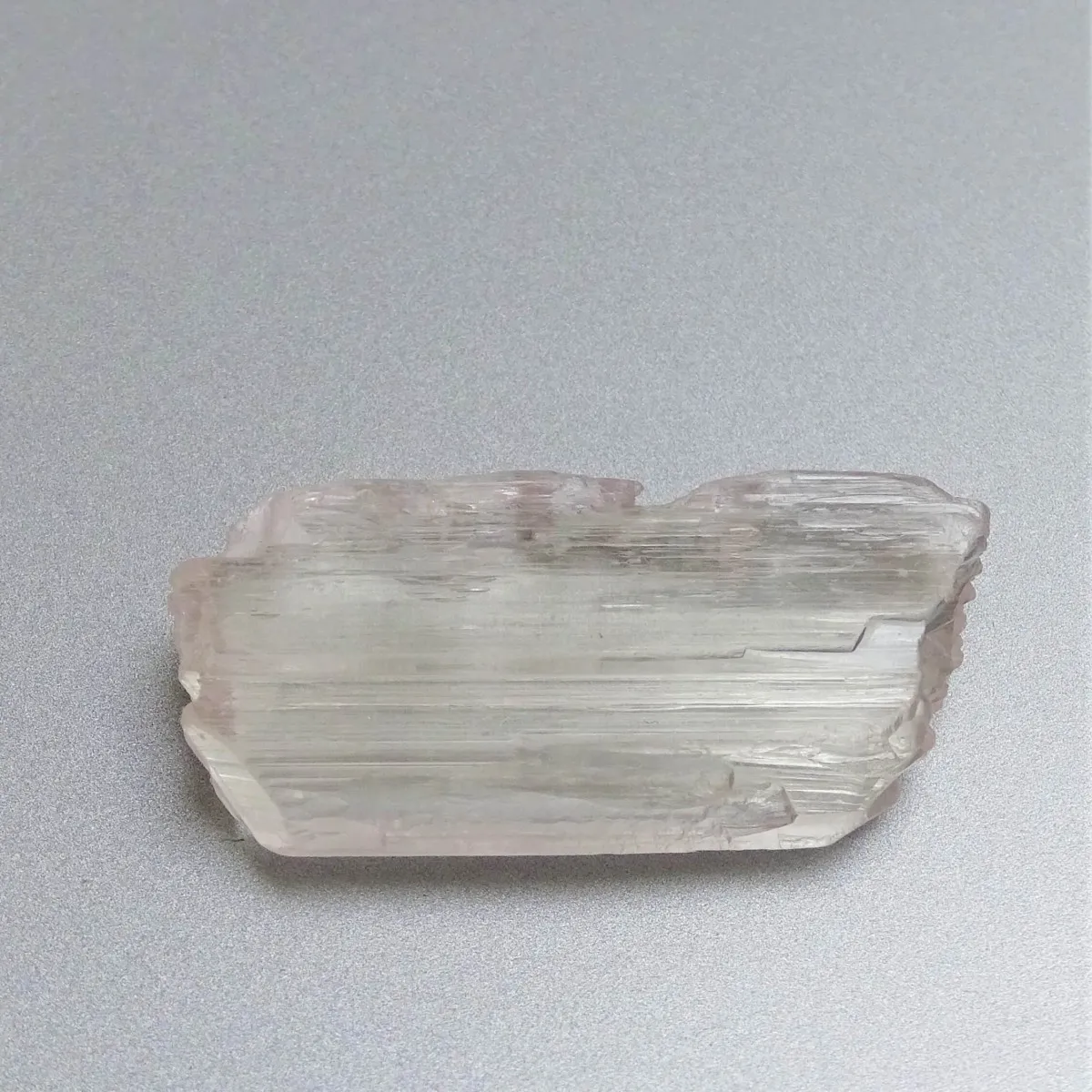 Natürlicher Hiddenit-Kristall 17,4g, Afghanistan