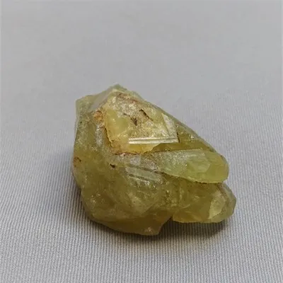Granat Grosular Zitronenkristall 57,2 g, Mali
