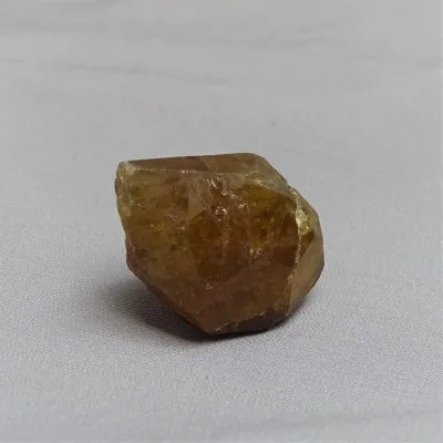 Granát grosulár krystal 54,6g, Mali