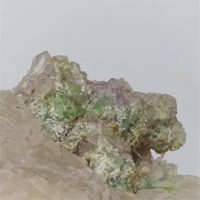 Pollucit vzácný sbírkový minerál 2200g, Afganistán