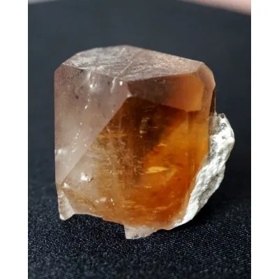 Topaz přírodní krystal 84g Afganistán