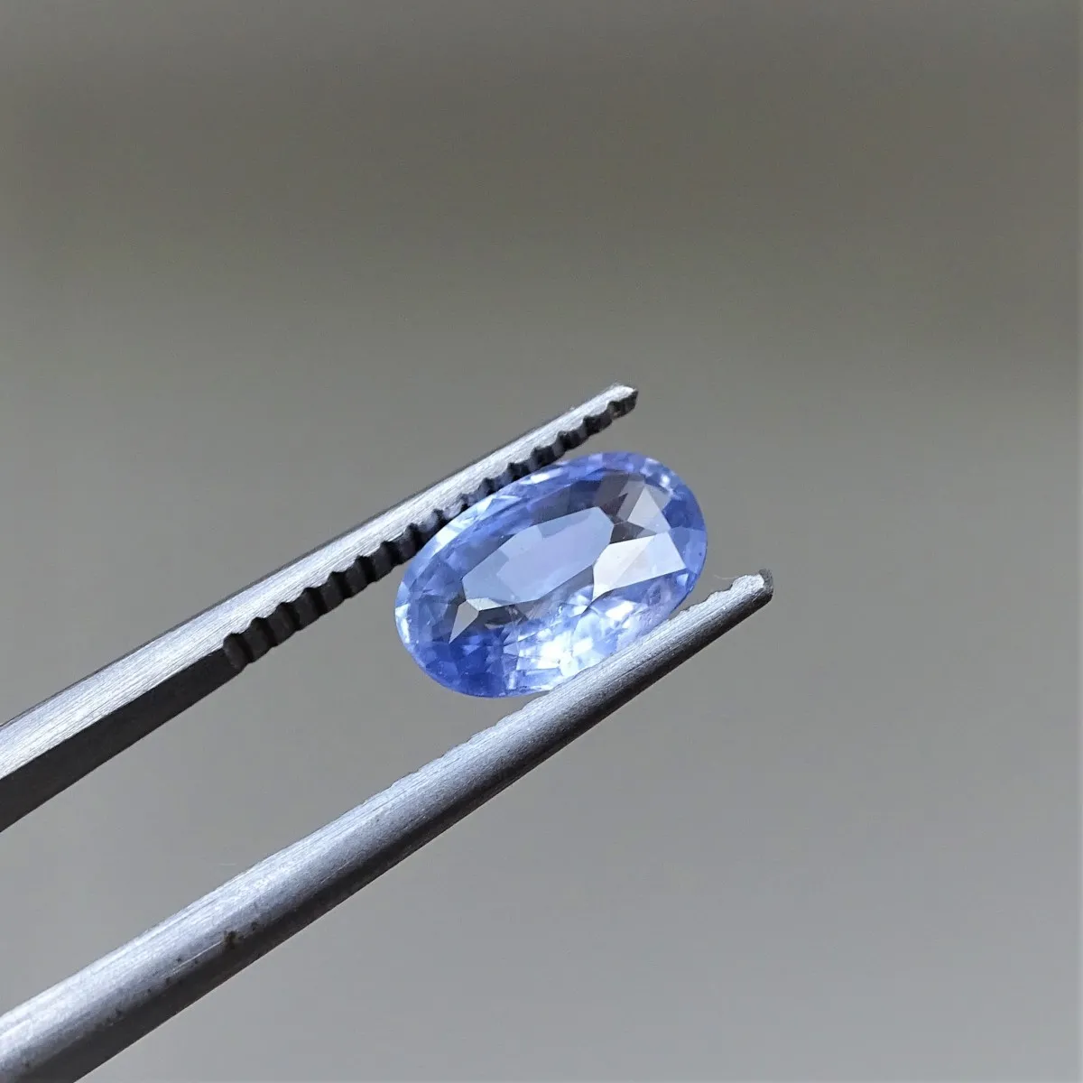 Sapphire blue 1.56 ct Sri Lanka GIA certificate