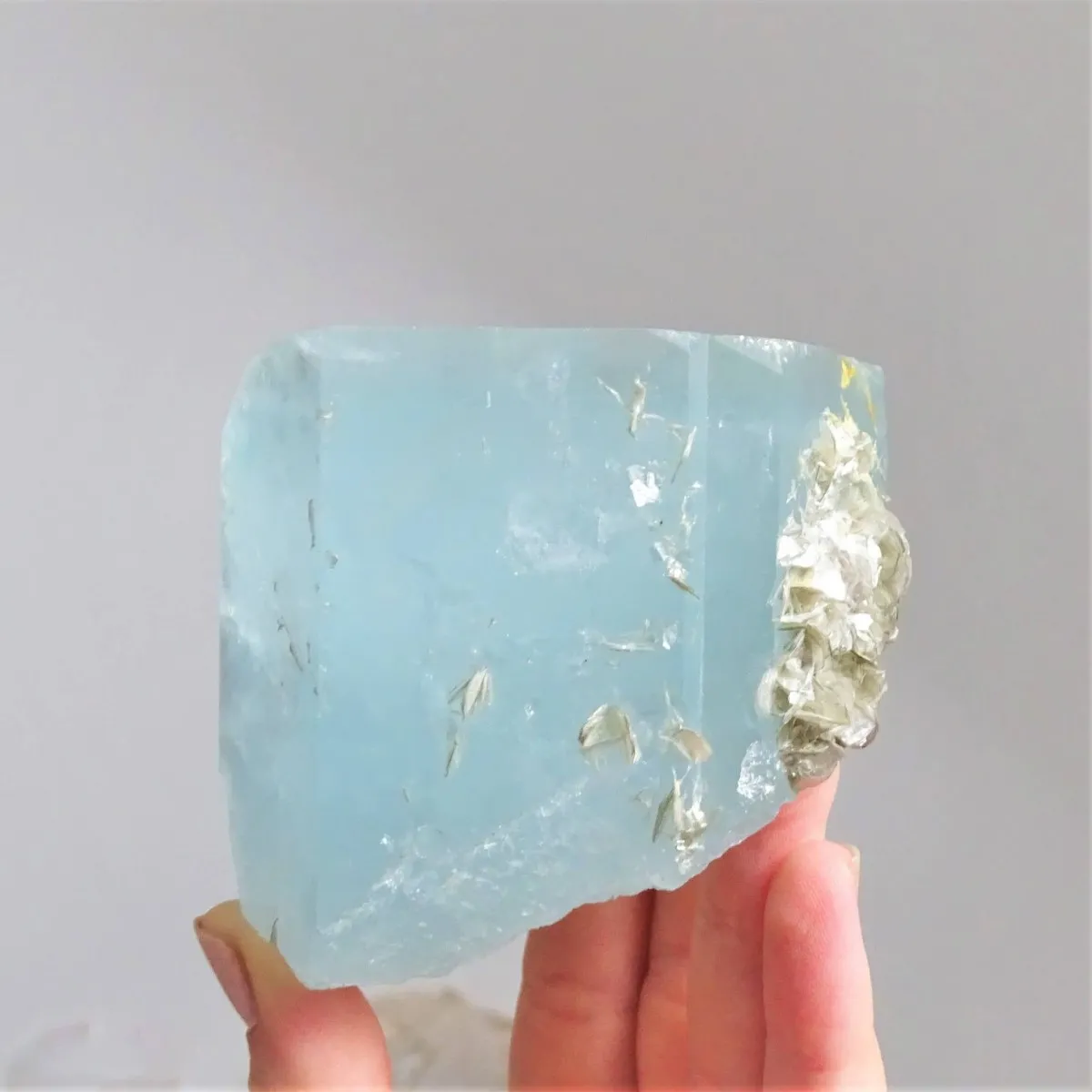 Akvamarín krystal 477g, Pakistán