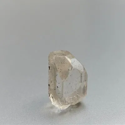 Topaz natural crystal 8g, Pakistan