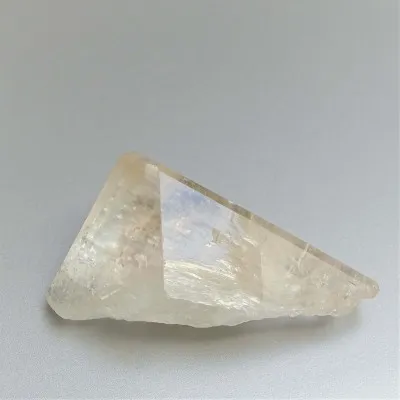 Topaz natural crystal 105.2g, Pakistan
