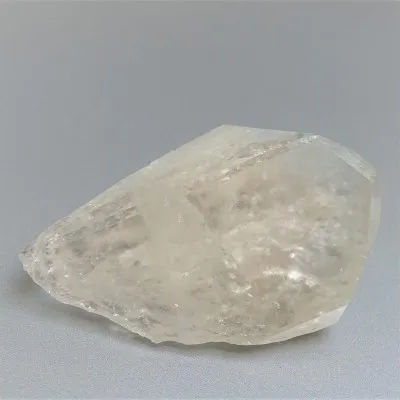Topaz přírodní krystal 105,2g, Pakistán