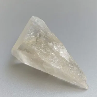 Topaz přírodní krystal 105,2g, Pakistán