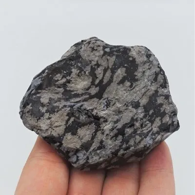 Obsidián vločkový 154g, USA
