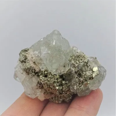 Fluorit kombinace s pyritem 73g, Peru