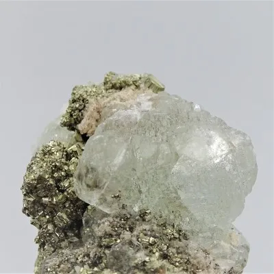 Fluorit kombinace s pyritem 73g, Peru