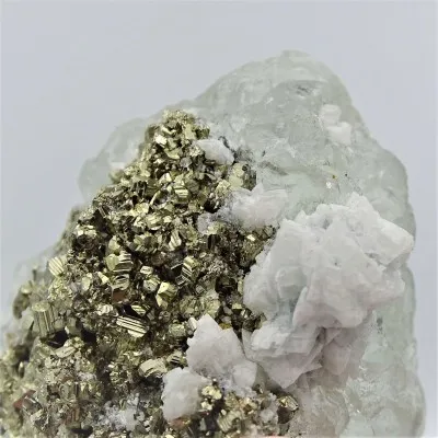 Fluorite combination with pyrite 121g, Peru