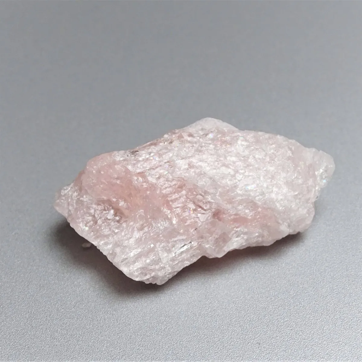 Morganit přírodní krystal 27,8g, Afganistán